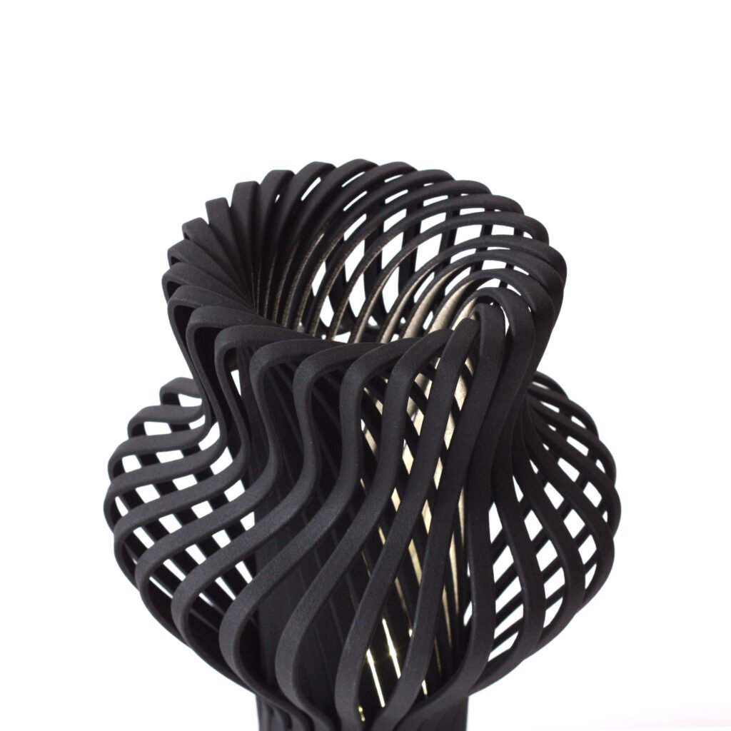 réminiscence est une série de lampe imprimée en 3D dans le cadre d'une résidence à Strasbourg.